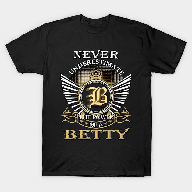 BETTY T-Shirt by kyraheidy